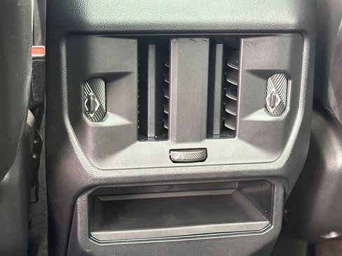 Used 2025 BMW X3 xDrive30i w/ Premium Package image 16