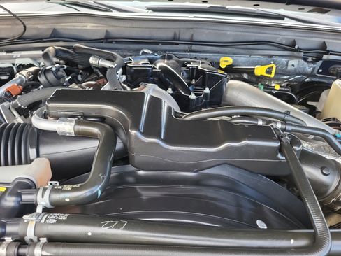 Used 2013 Ford F250 Lariat w/ Lariat Ultimate Pkg image 24