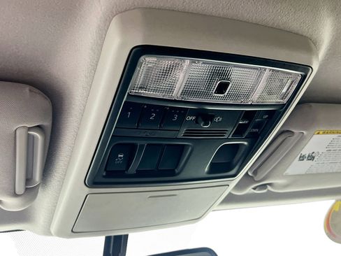 Used 2018 Toyota 4Runner SR5 Premium image 22