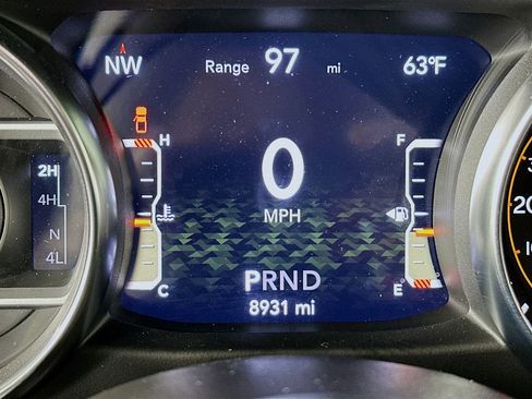 Used 2023 Jeep Gladiator Willys image 18