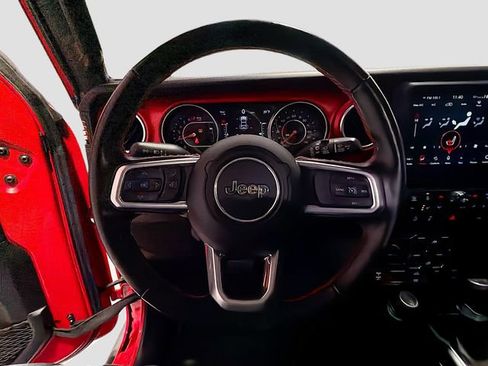 Used 2021 Jeep Wrangler Unlimited Rubicon image 12