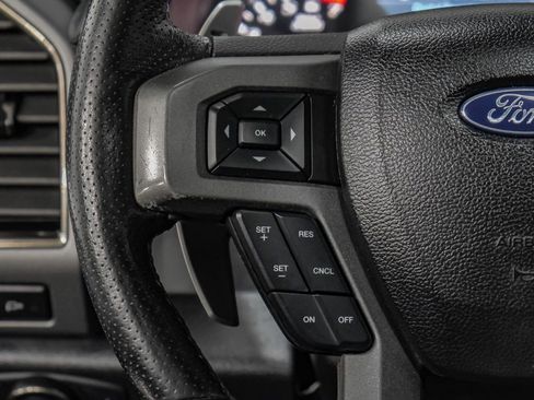 Used 2018 Ford F150 Raptor w/ Equipment Group 802A Luxury image 16