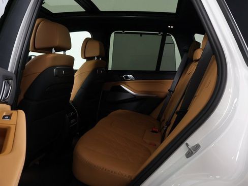 New 2026 BMW X5 xDrive50e w/ Executive Package image 6