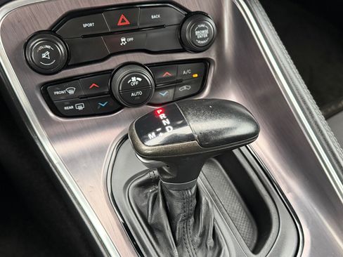 Used 2015 Dodge Challenger SXT RWD image 24