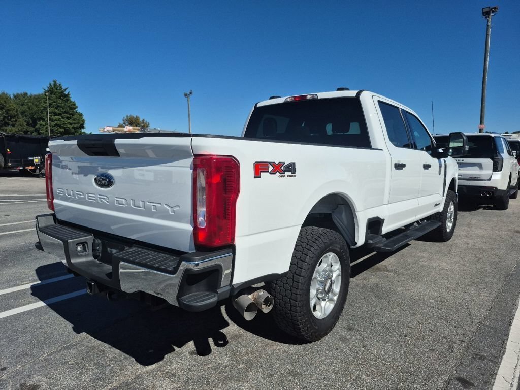 Used 2025 Ford F250 XLT w/ FX4 Off-Road Package AWD/4WD image 4