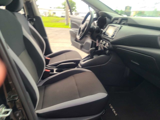 Used 2025 Nissan Versa S w/ S Plus Package FWD image 20