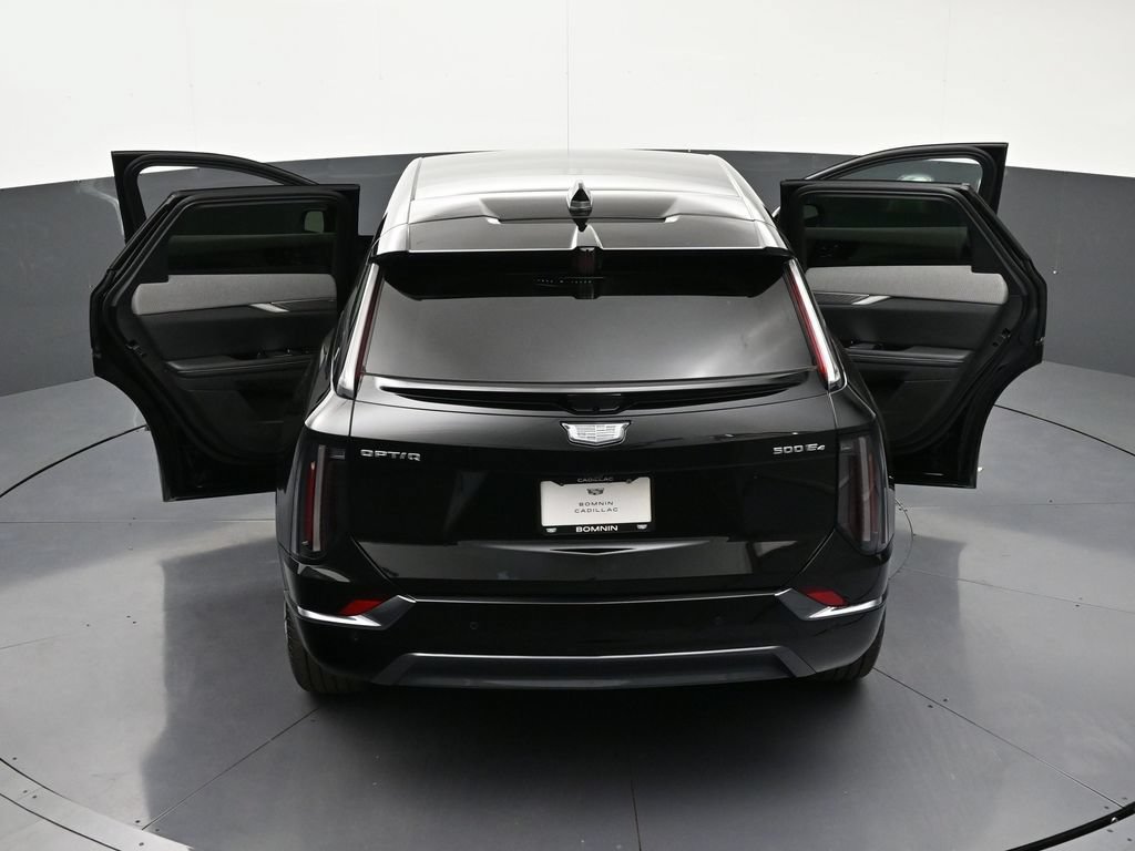 Used 2026 Cadillac Optiq Sport 1 AWD/4WD image 36