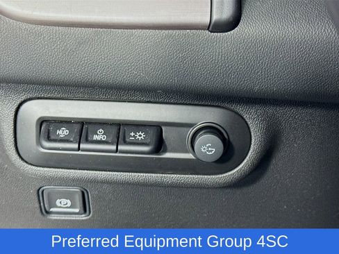 Used 2022 GMC Terrain AT4 w/ Infotainment Package II image 13