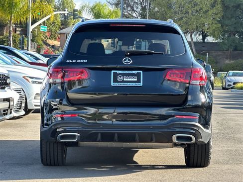 Certified 2022 Mercedes-Benz GLC 300 image 4