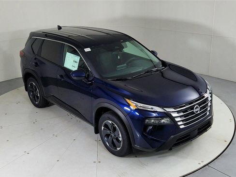 New 2026 Nissan Rogue SV image 13