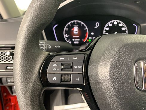 Used 2025 Honda Civic LX image 19