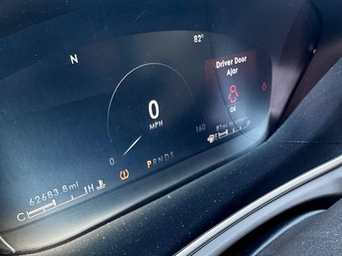 Used 2019 Lincoln Nautilus FWD image 8