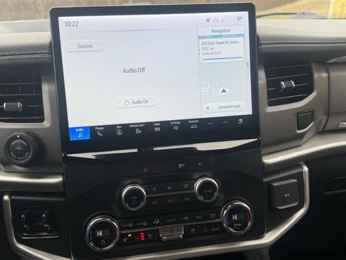 Used 2022 Ford Expedition Max XLT image 20