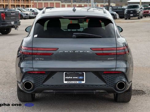 Used 2023 Genesis GV70 2.5T w/ Sport Prestige Package image 7