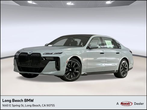 New 2026 BMW 740i w/ Premium Package image 1