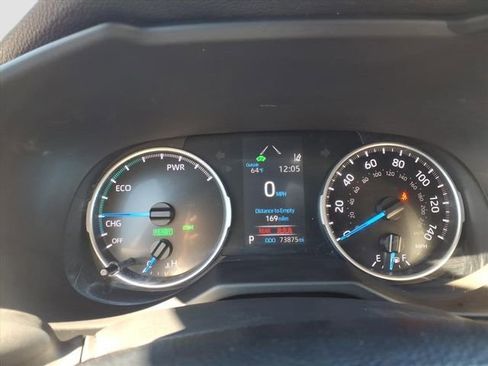 Used 2020 Toyota RAV4 LE image 26