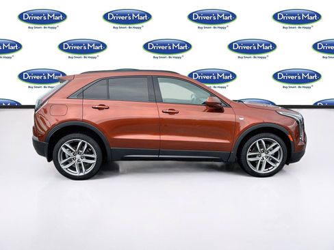 Used 2019 Cadillac XT4 Sport w/ Cold Weather Package AWD/4WD image 8