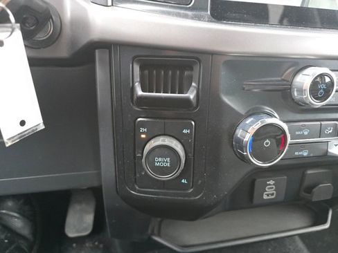 Used 2025 Ford F150 XLT w/ Equipment Group 301A Standard image 18