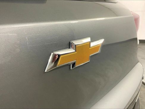Used 2025 Chevrolet TrailBlazer LT AWD/4WD image 29