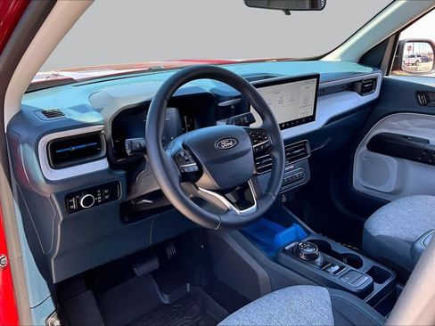 Used 2025 Ford Maverick XLT w/ XLT Luxury Package FWD image 15