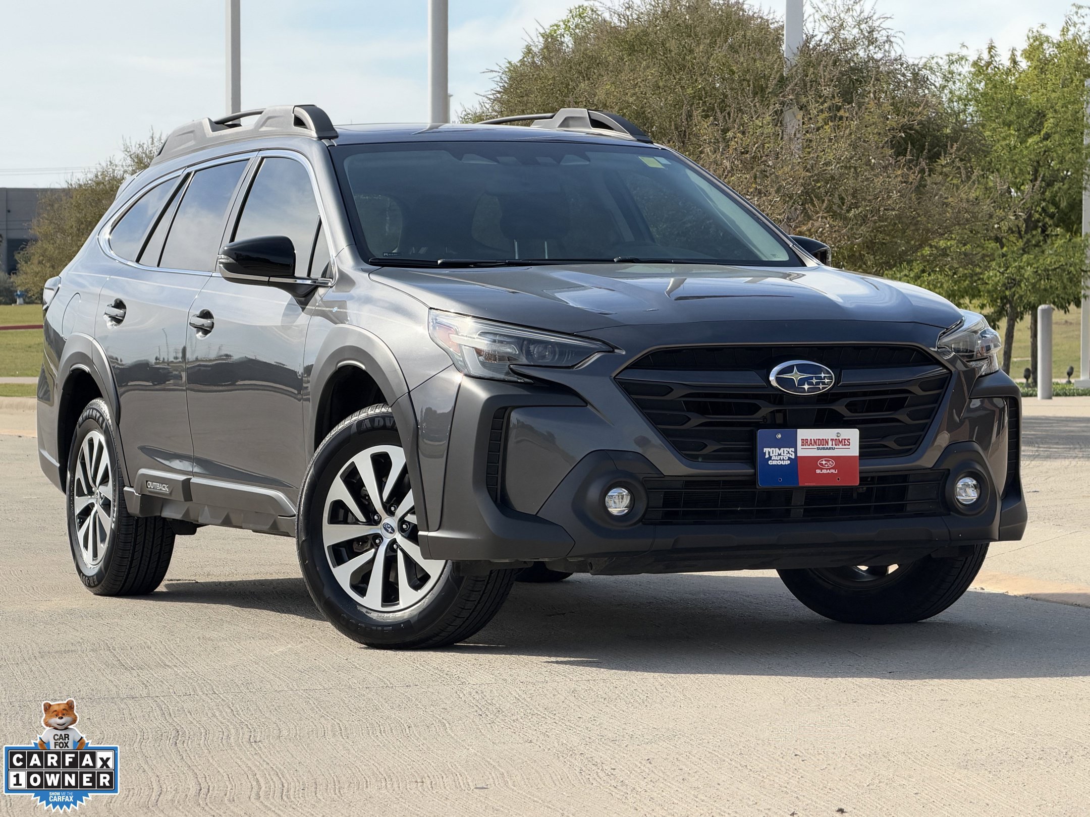 Used 2024 Subaru Outback Premium AWD/4WD image 1
