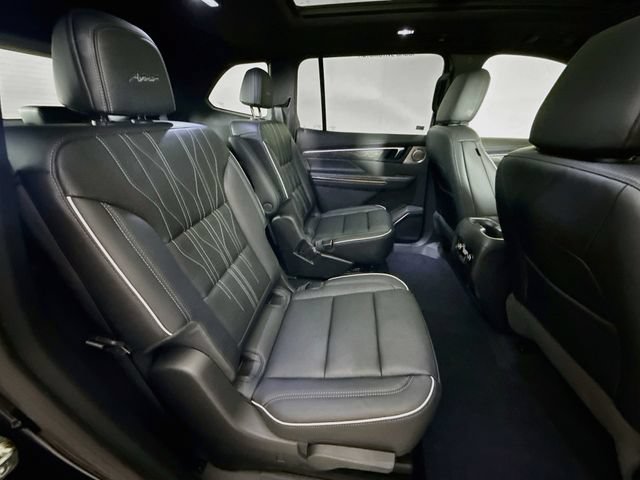 Used 2026 Buick Enclave Avenir w/ Super Cruise Package AWD/4WD image 30