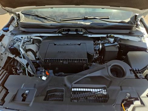 Used 2025 Honda Pilot EX-L image 38