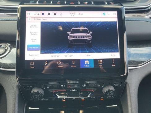 Used 2024 Jeep Grand Cherokee Trailhawk w/ Advanced Protech Group II AWD/4WD image 41