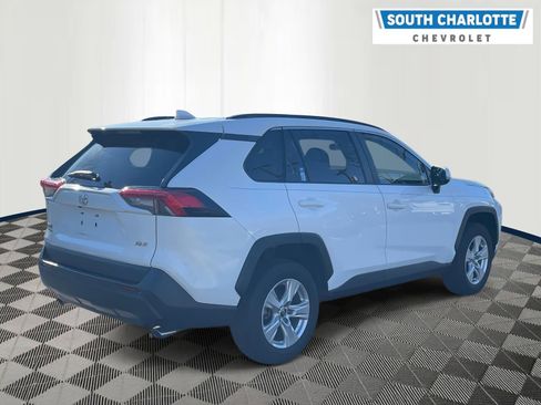 Used 2021 Toyota RAV4 XLE image 5
