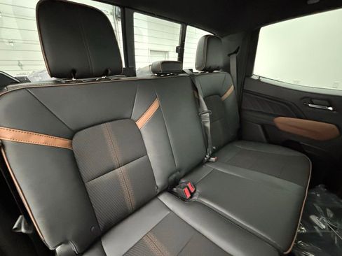 New 2026 GMC Canyon AT4 image 35