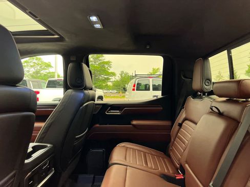 Used 2024 GMC Sierra 1500 Denali Ultimate AWD/4WD image 27
