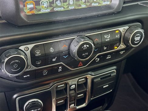 Used 2022 Jeep Wrangler Unlimited Rubicon w/ Steel Bumper Group image 24