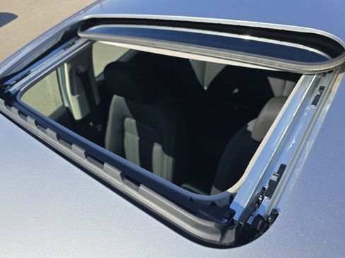 Certified 2023 Honda Civic EX image 4