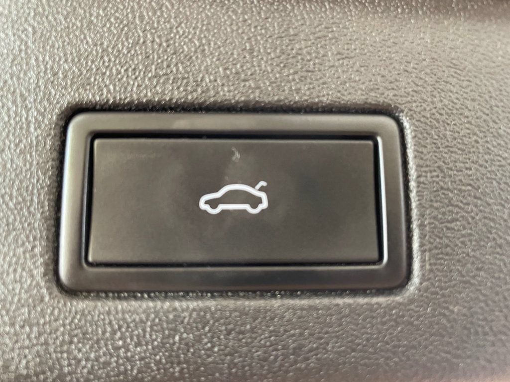 Used 2023 Volkswagen ID.4 Pro S Plus AWD/4WD image 12