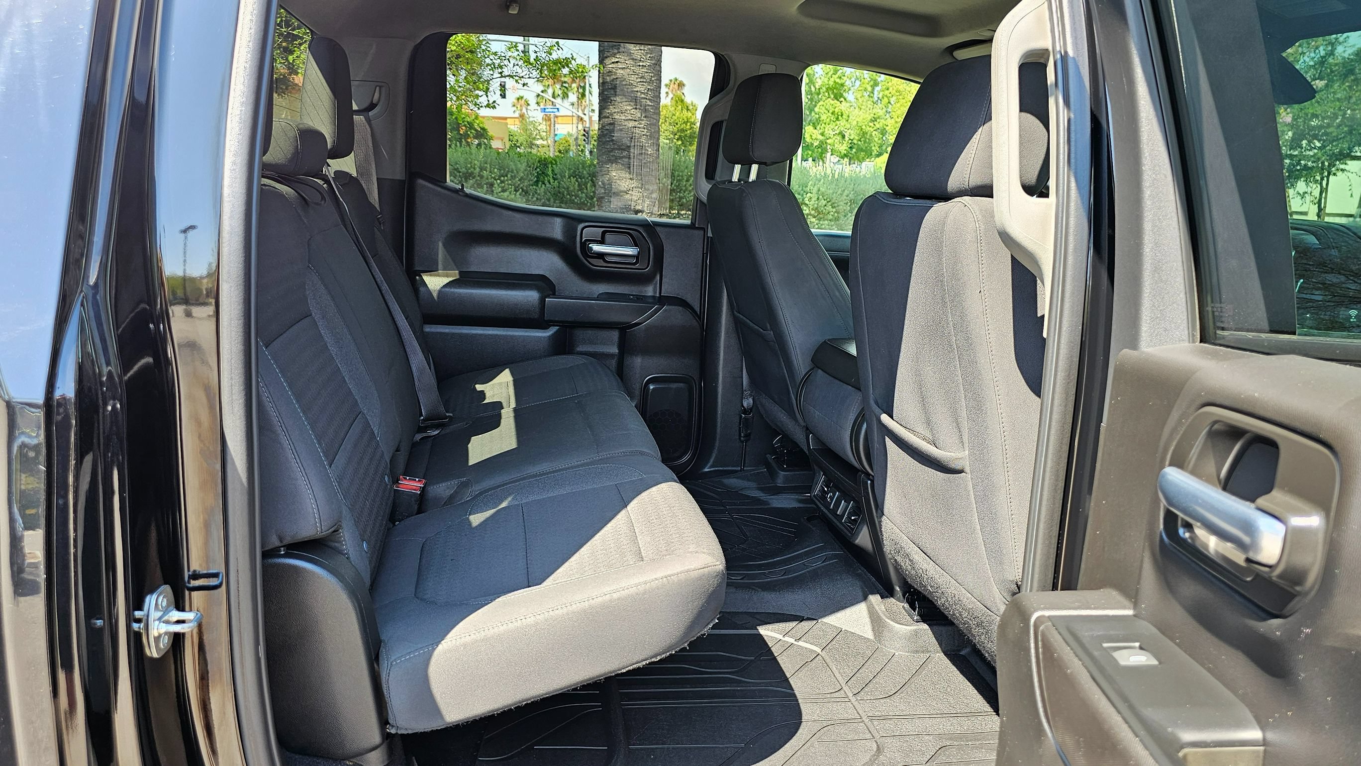Used 2022 Chevrolet Silverado 1500 LT w/ LPO, Liner Protection Package RWD image 26