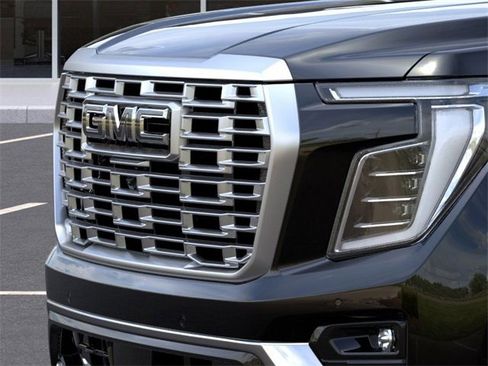 New 2026 GMC Yukon Denali image 13