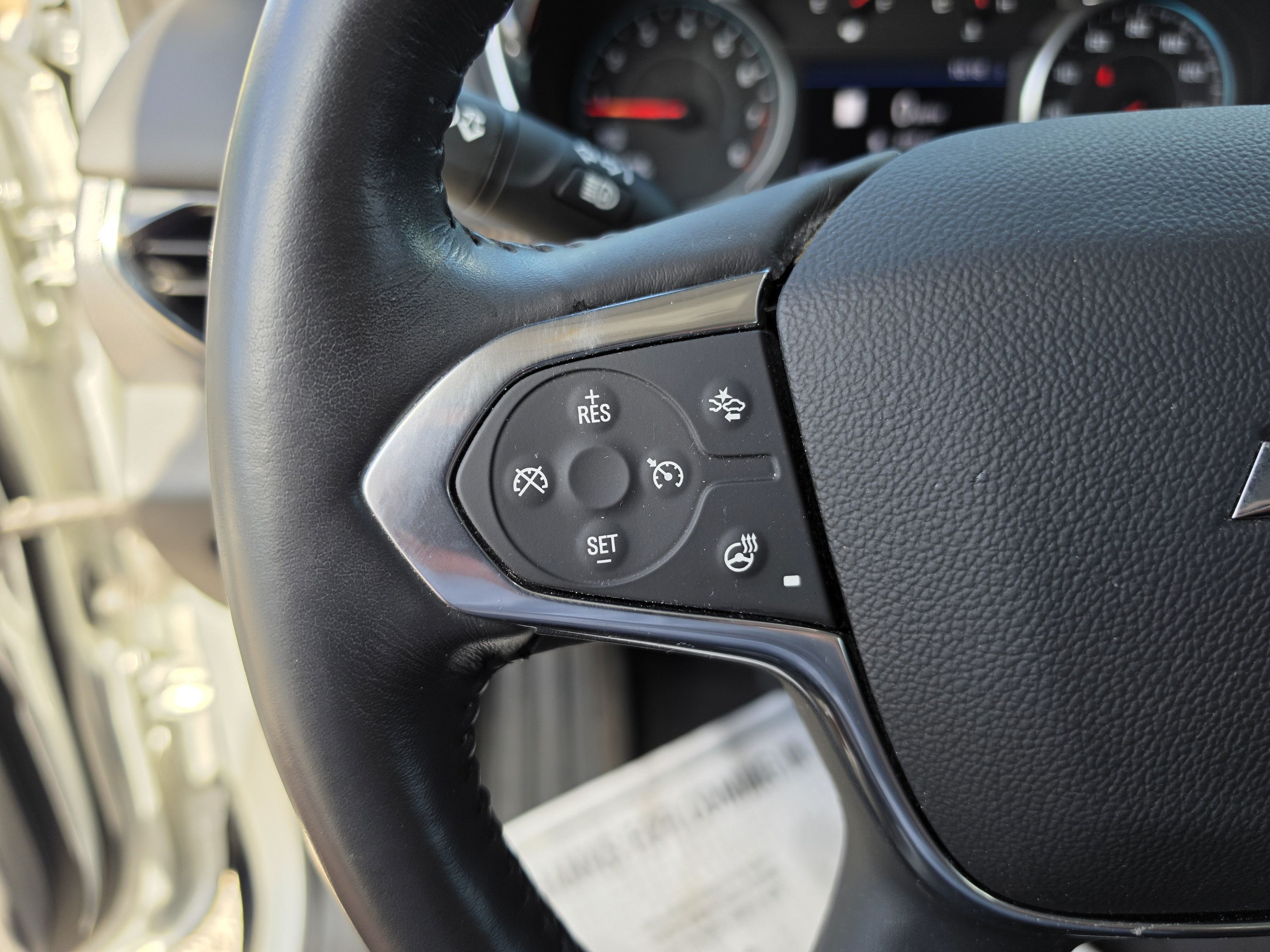 Used 2020 Chevrolet Traverse Premier w/ Redline Edition FWD image 36