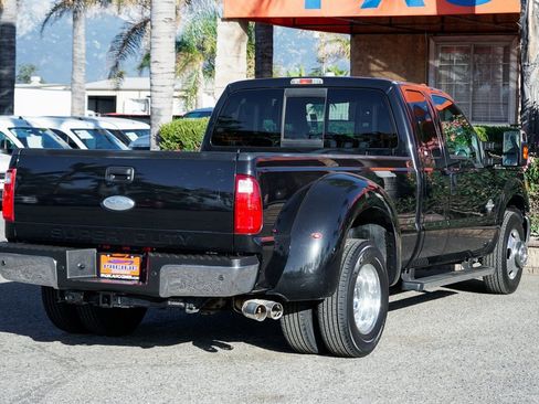 Used 2012 Ford F350 Lariat w/ Chrome Pkg image 10