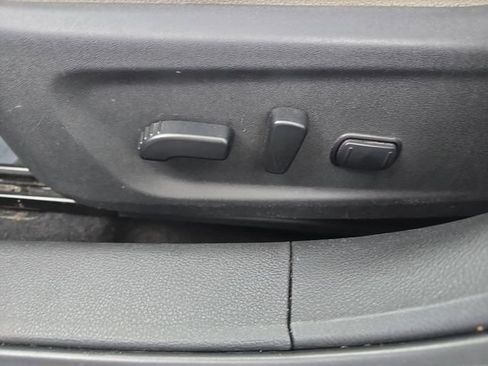 Used 2020 Nissan Altima 2.0 Platinum FWD image 23