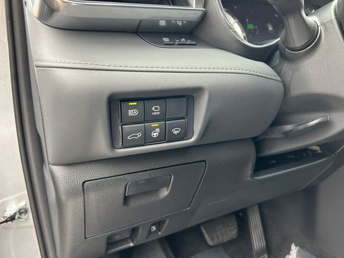 Used 2022 Toyota Highlander Platinum image 21