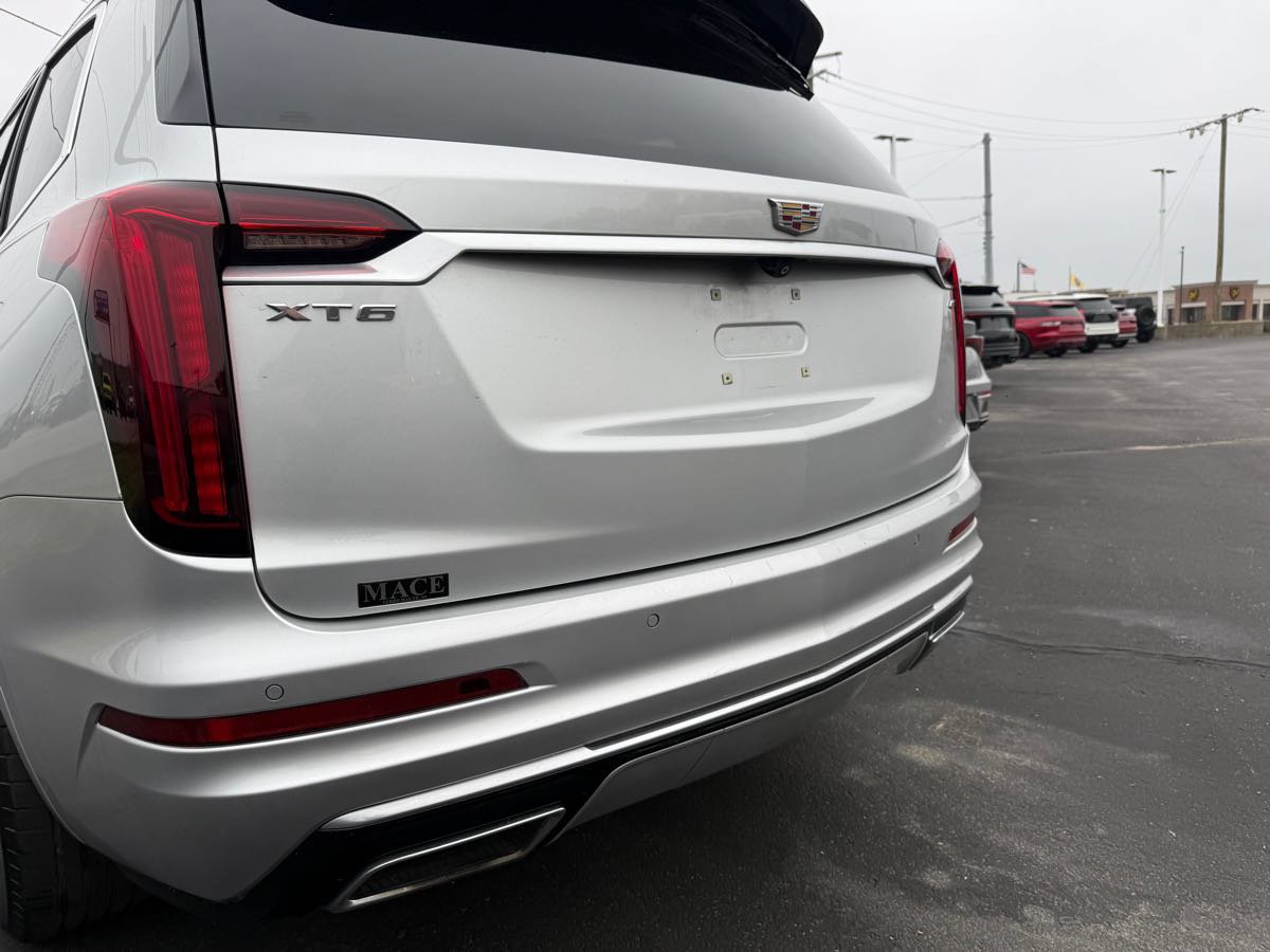 Used 2020 Cadillac XT6 Premium Luxury FWD image 8