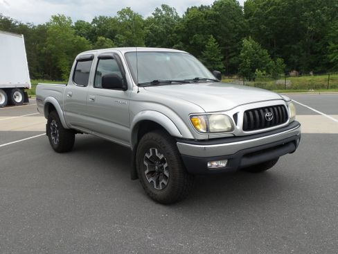 Used 2002 Toyota Tacoma 4x4 Double Cab image 2