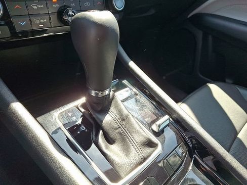 Used 2023 Jeep Compass Limited w/ Elite Group AWD/4WD image 15