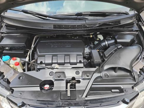 Used 2015 Honda Odyssey Touring Elite image 41