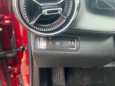 New 2026 Chevrolet Equinox LT w/ Convenience Package II image 10