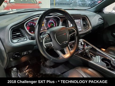 Used 2018 Dodge Challenger SXT Plus RWD image 7