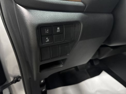 Used 2017 Honda CR-V EX image 16