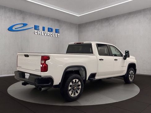 New 2026 Chevrolet Silverado 2500 Custom w/ Custom Value Package AWD/4WD image 8