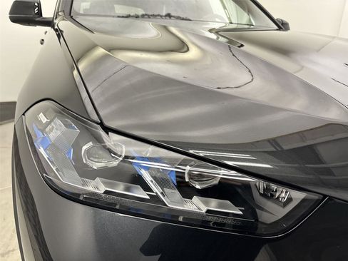 New 2026 BMW X5 xDrive40i w/ Climate Comfort Package image 18