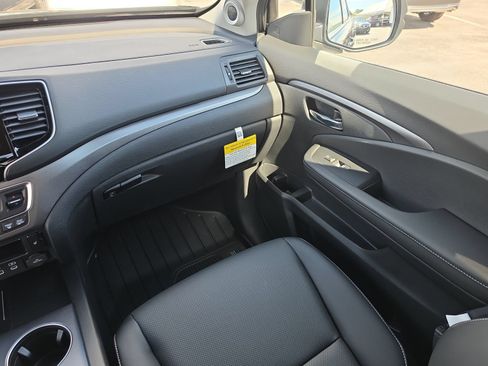 New 2026 Honda Ridgeline RTL image 11